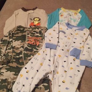 Set of 4 infant sleepers